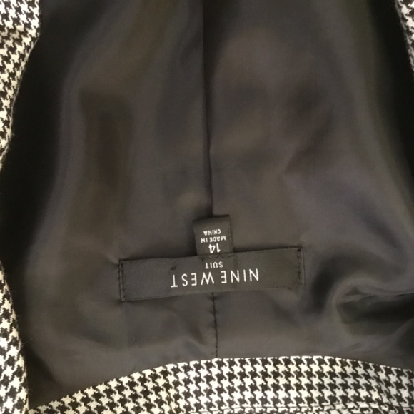 Nine West suit - Picture 2 of 2